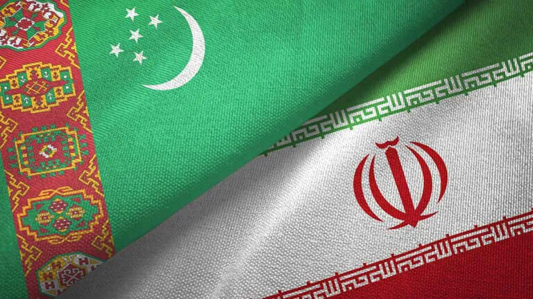 رفع محدودیت تردد کامیون‌های ایرانی به مقصد ترکمنستان در مرز اینچه‌برون 